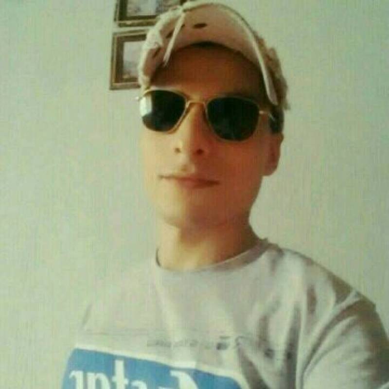 Mehdi, 30, Chern