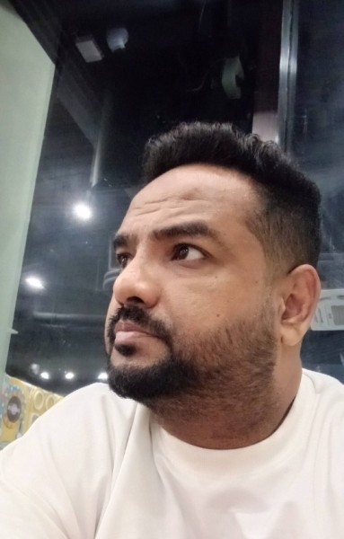 Morshed, 39, Perunad