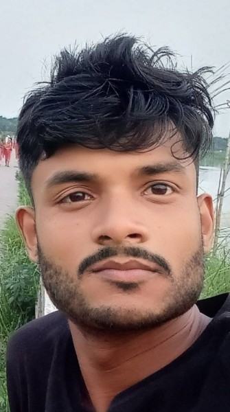 Md. Azim, 21, Tower Bridge