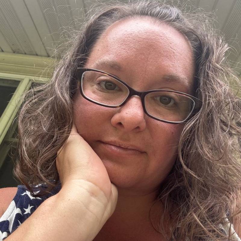 CLARA WILLAMS, 44, Farim