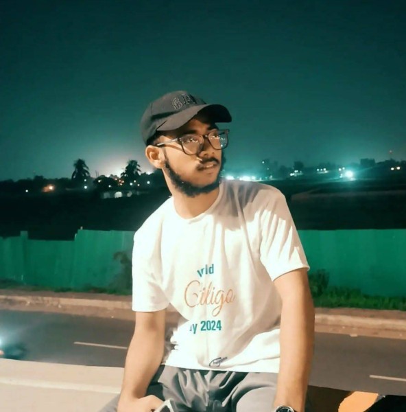 Mahmud, 20, Puerto Libertador