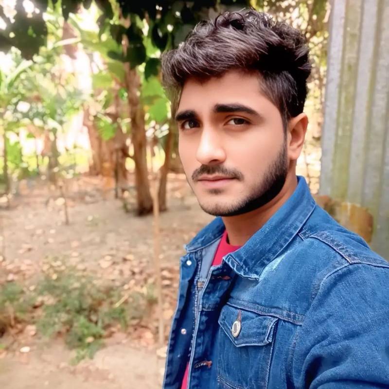 MD YOUSUF, 30, Garhakota