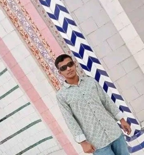 Roky, 23, Togurkoumb