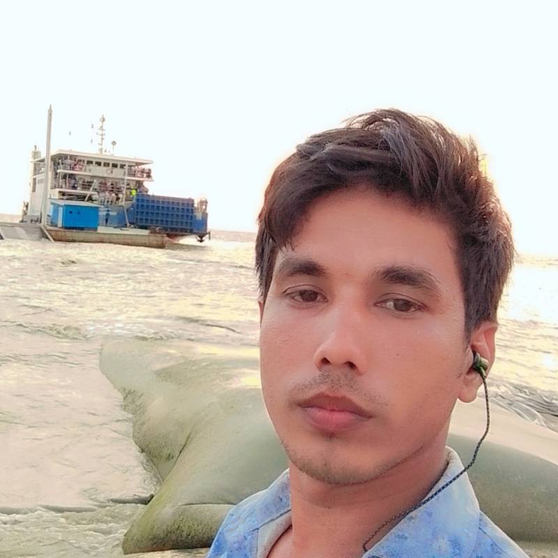 Mdaksh, 26, Sirajgong