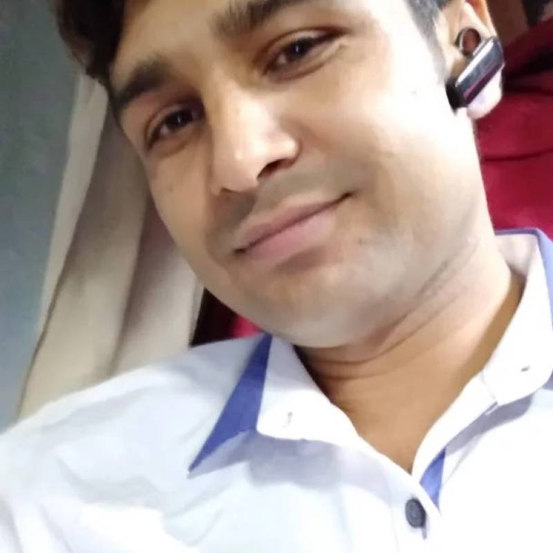 Salim sr, 31, Varjota