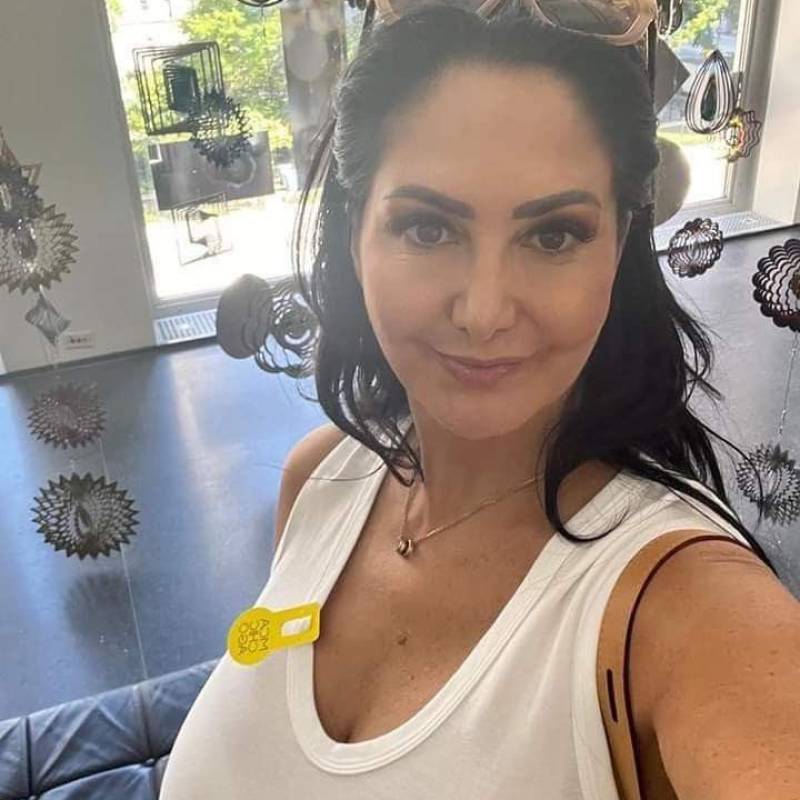 Mina Scott, 36, Grand Bourg