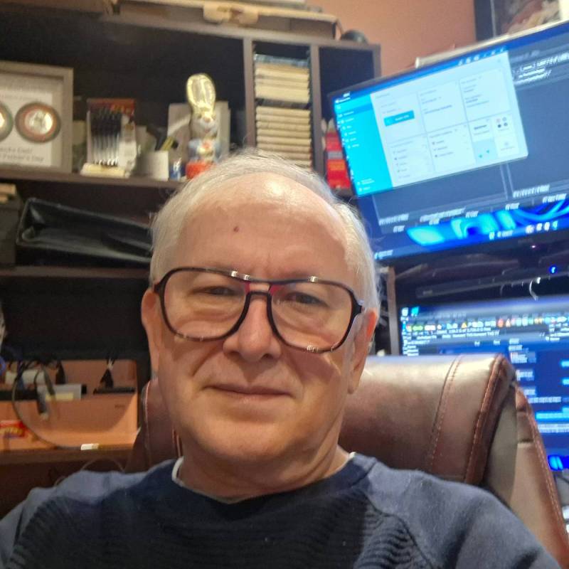 Andy, 58, gaza