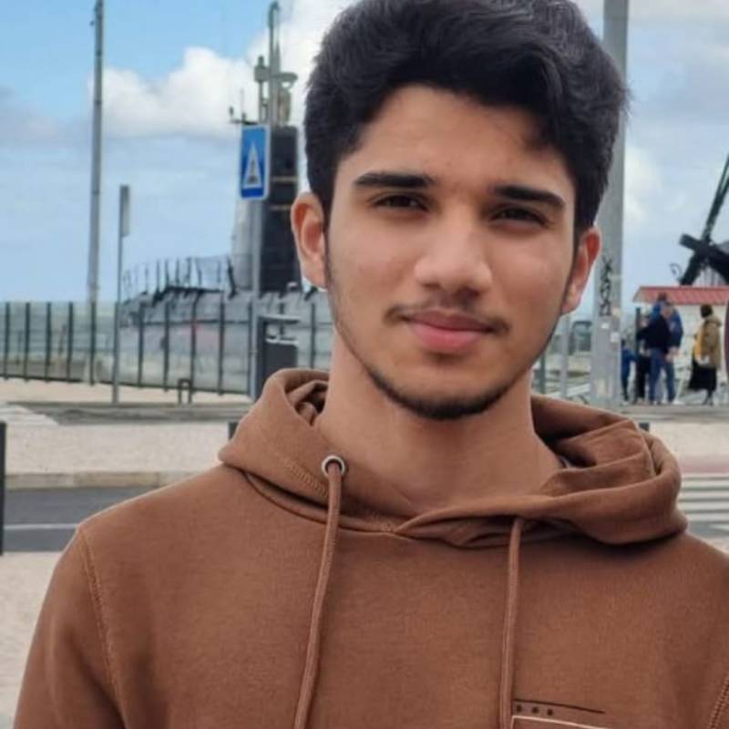 MALIK, 19, Sawla