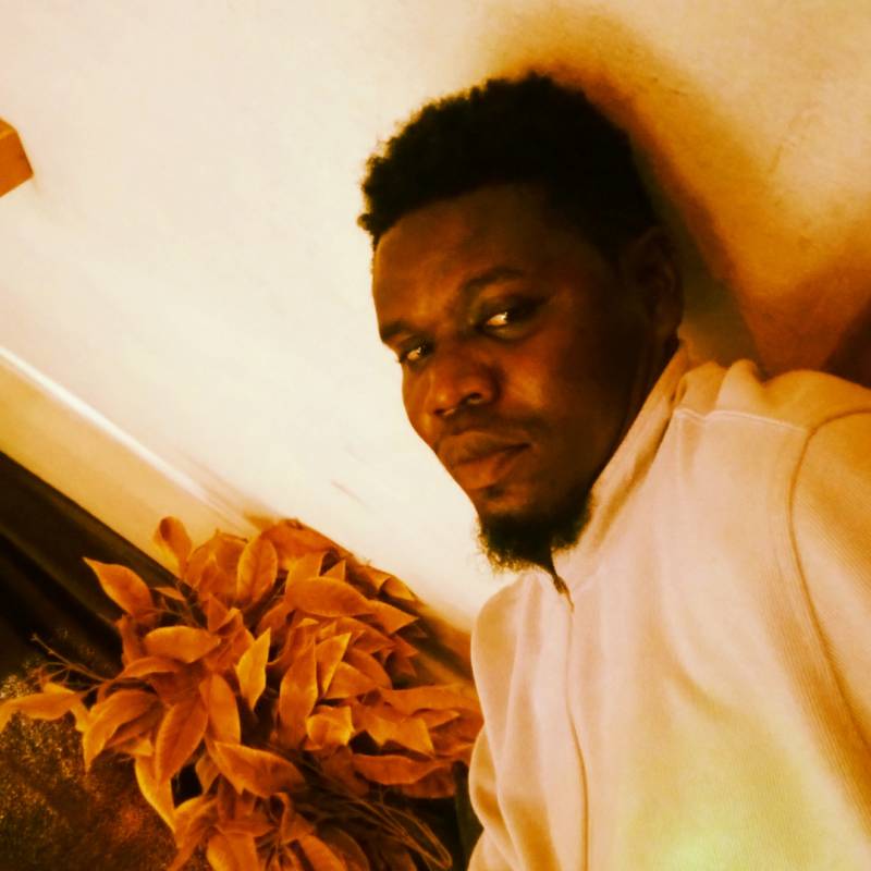 Taiwo, 56, Oldeani