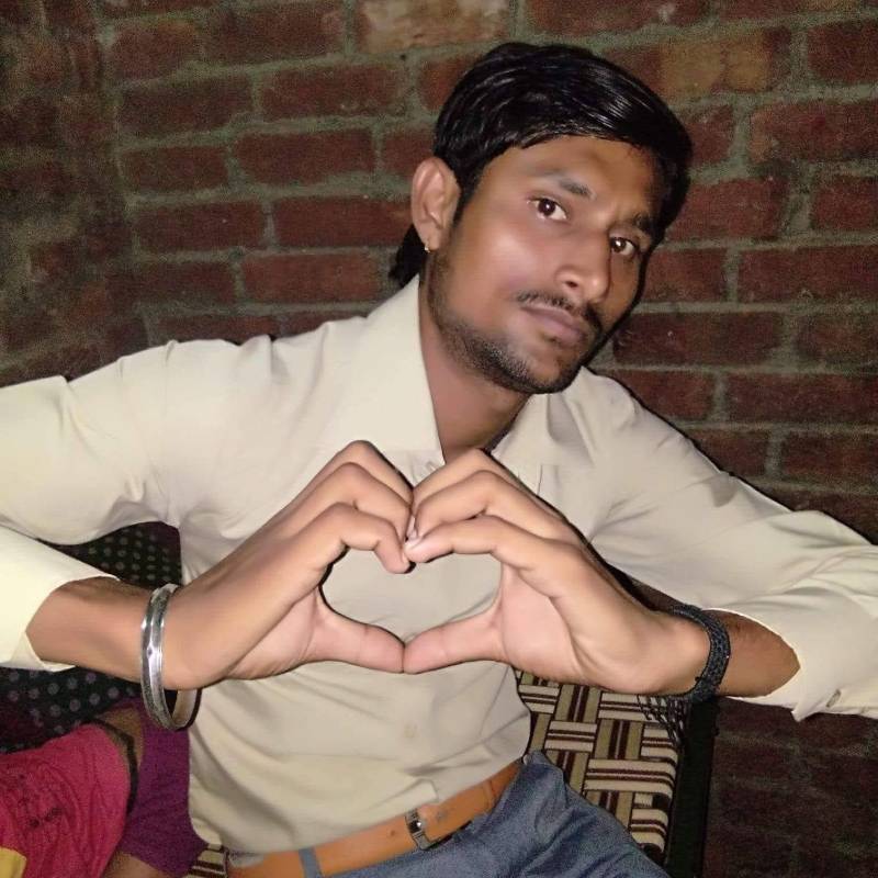 Tulsi Devi, 30, Bardoli