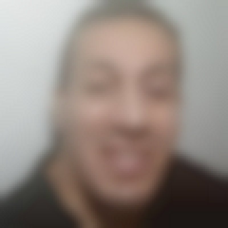 Hakim., 47, Badarwas