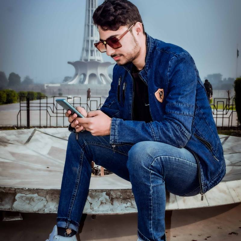 Uzair, 19, Guymon