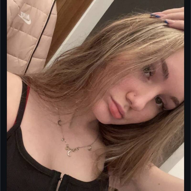 Sharon, 33, Lobogo