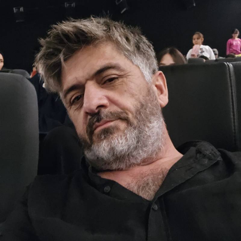 bulent, 48, Pudsey