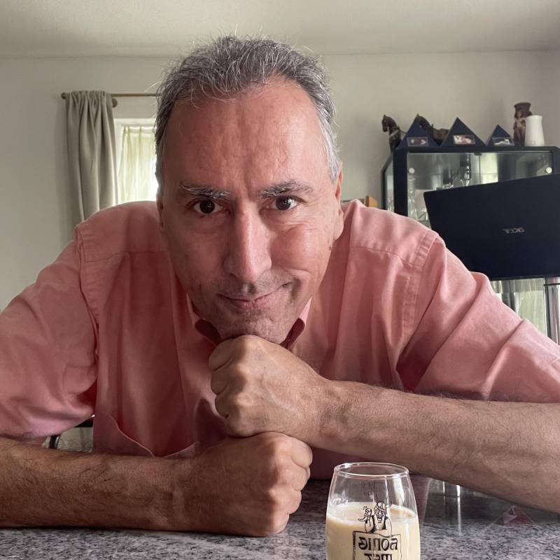 Bobby, 64, Petrolndia