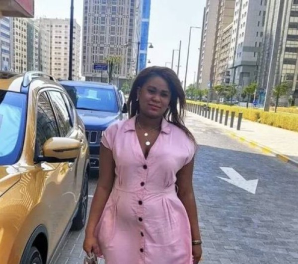 Victoria, 34, Black River