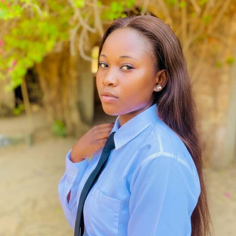 Bernadette, 20, Saintav