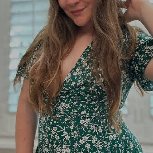 Aurelia, 32, Gambia