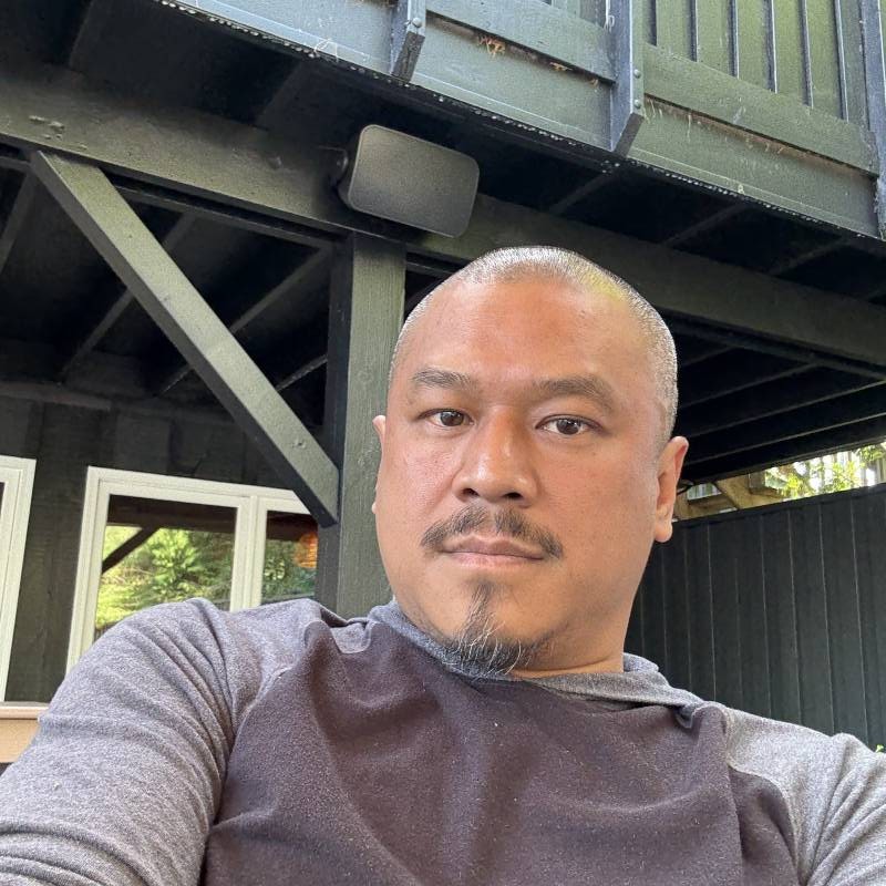Seng, 47, Santa Branca