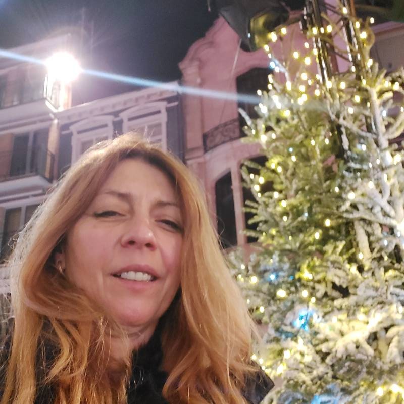 Bo, 41, Sakaddi