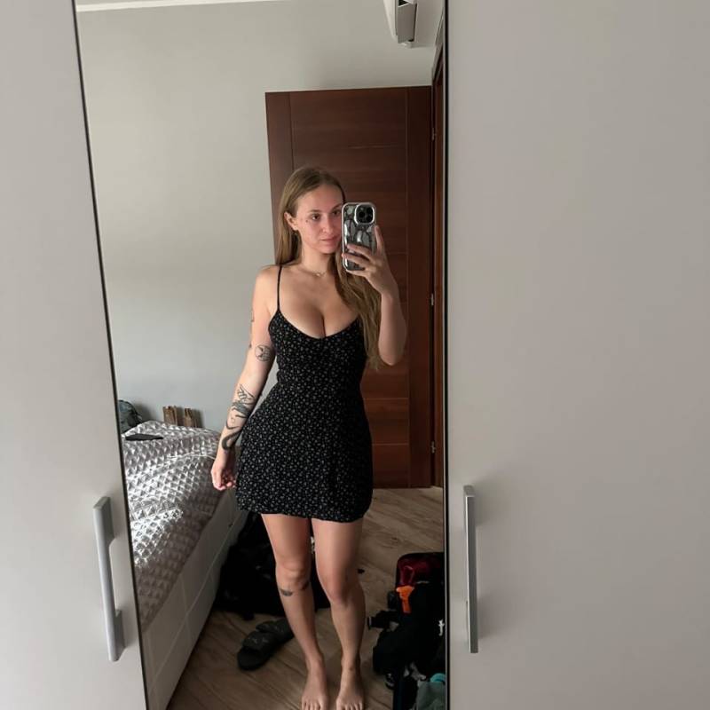 Becky, 18, Iju