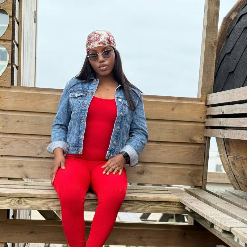 Celia, 32, Stolberg
