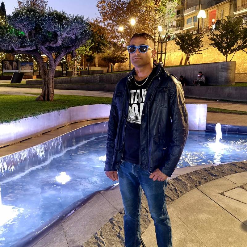 Shan, 35, Mandla