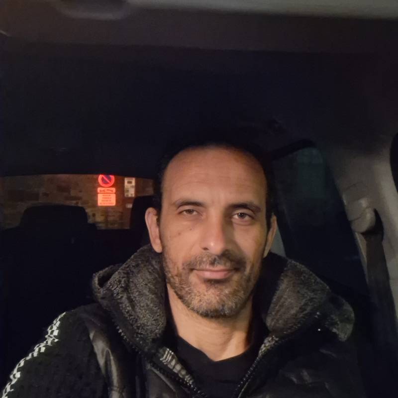 Nozrayen, 39, Wordsley