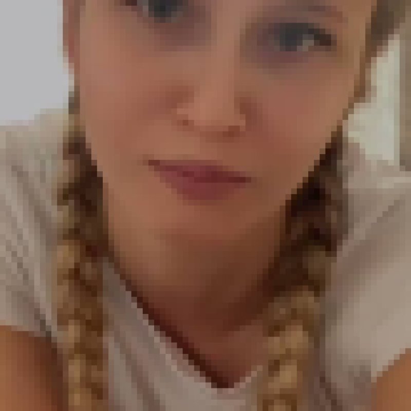 Stella brooks, 29, India