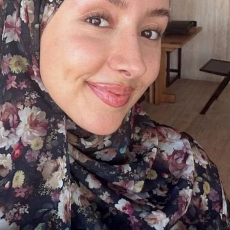 Farah Salaam, 40, Pader