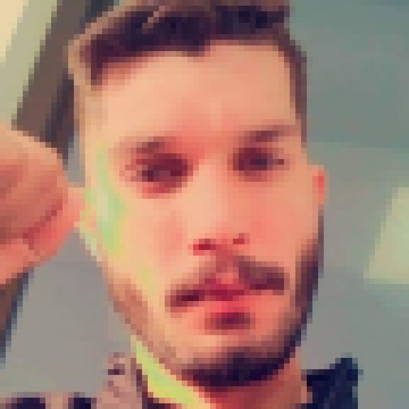 Meer, 27, Senegal