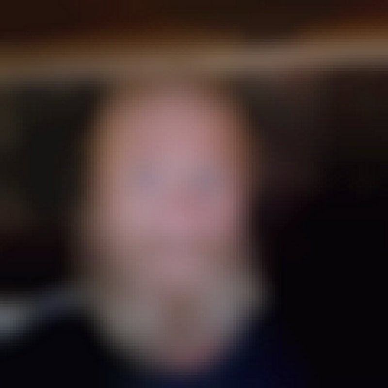 Steven, 57, Balangkas