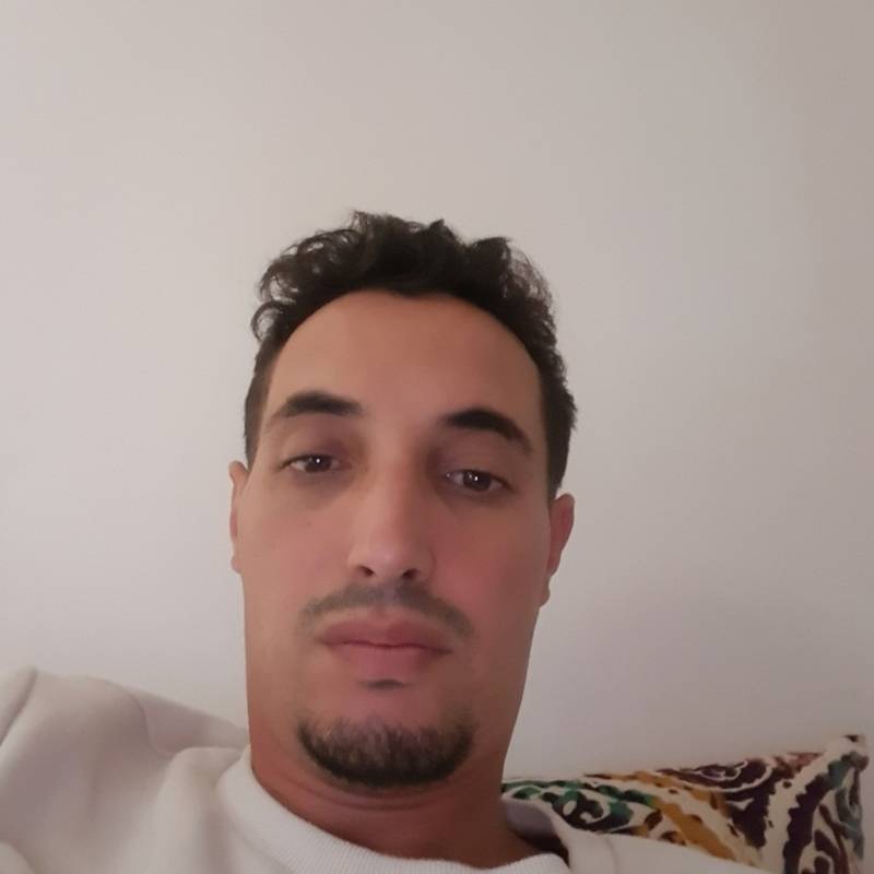 Mahmoud, 41, Argudan