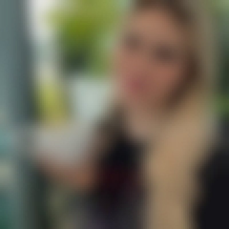 Alison Kate, 38, Serang