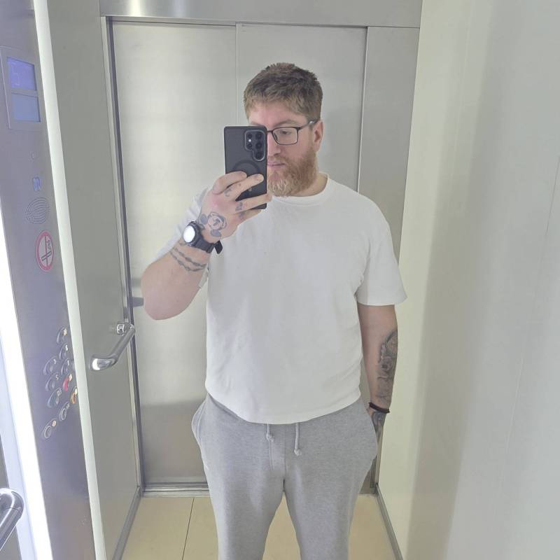 Lazaros, 35, Sgoubougou