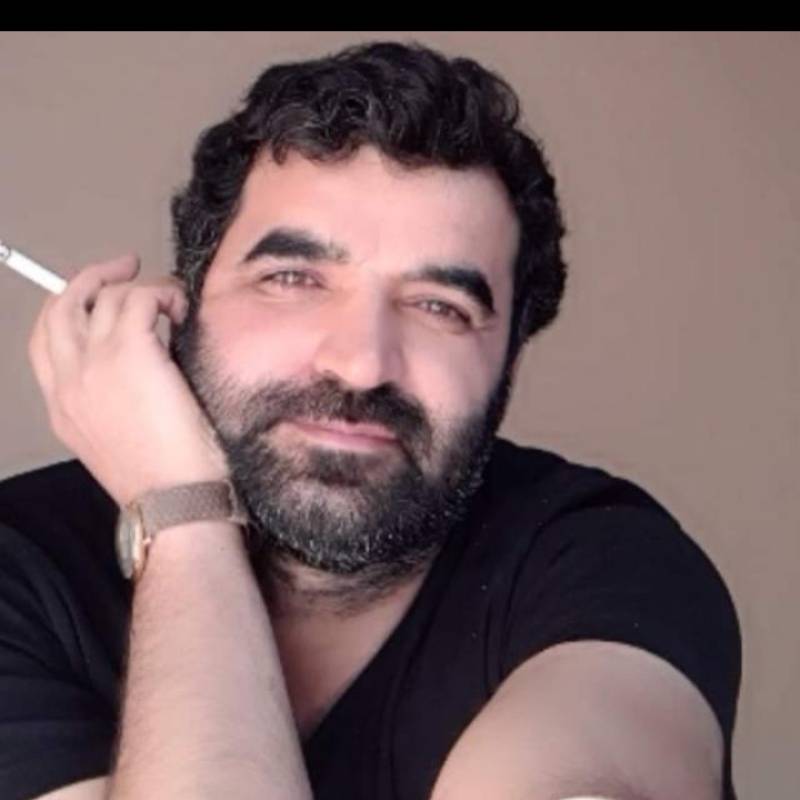 Ali, 42, My