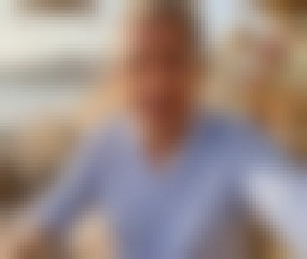 Frizol, 40, Aberdeen