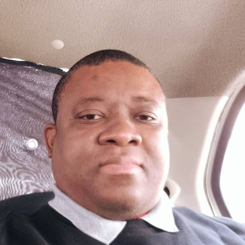 Mathew, 47, Maiqueta