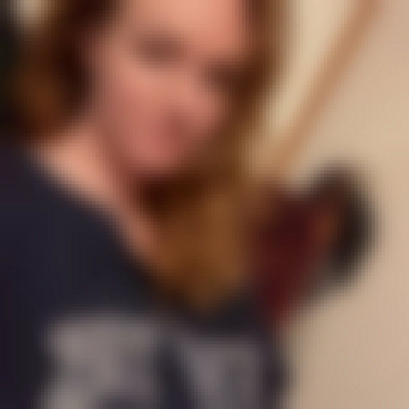 Victoria, 35, Kerben