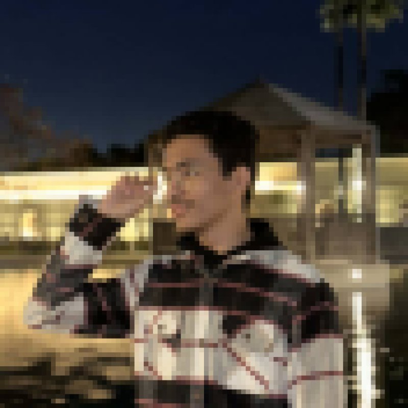 Mostafa, 18, Tranomaro