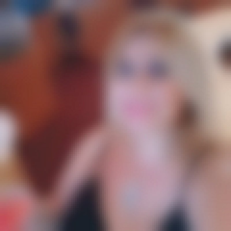 Gloria, 56, Madagascar