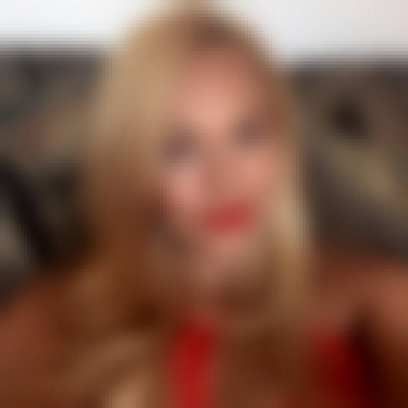 Sandra, 36, Ghana