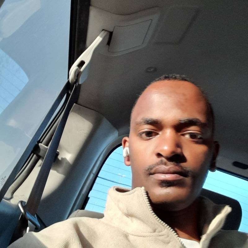 Fikru, 26, Kasane