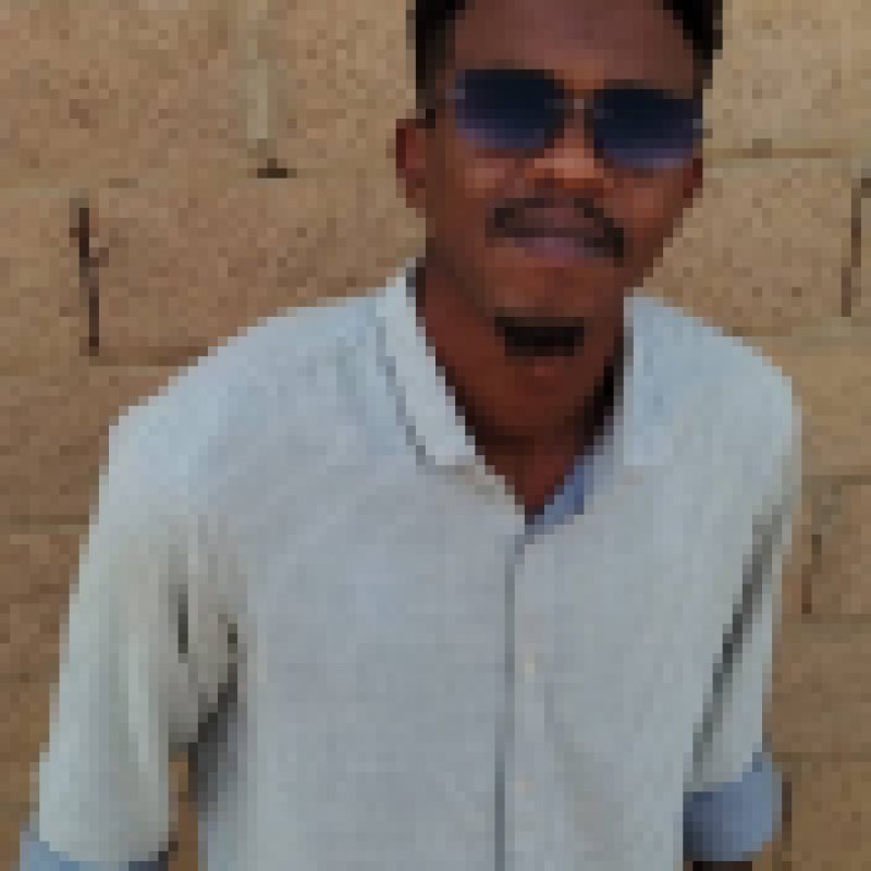 Hassan, 22, Barsinghausen