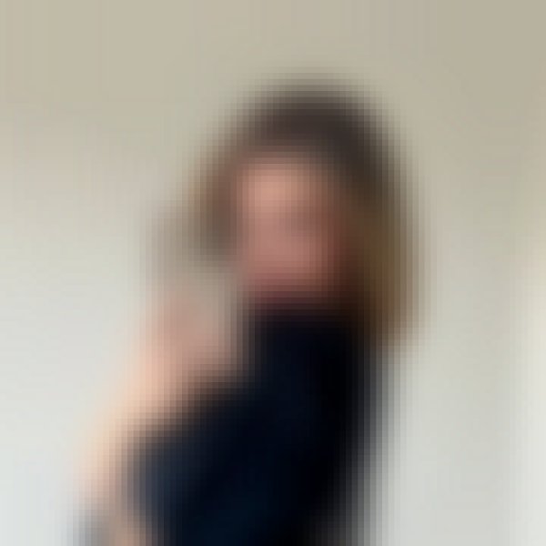 Riley is, 27, United States