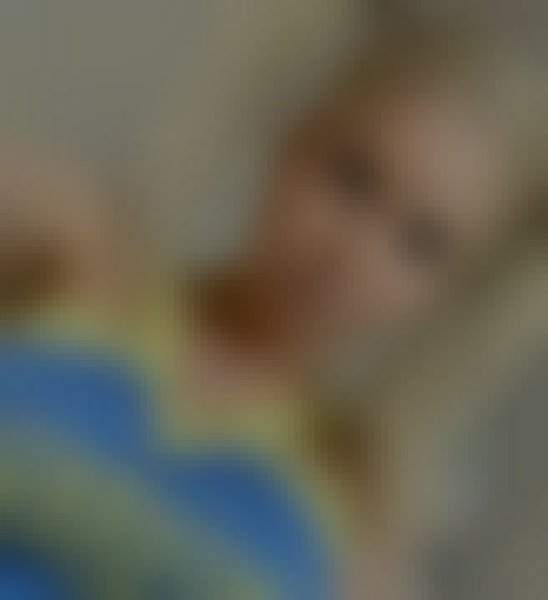 Laura, 26, Germany