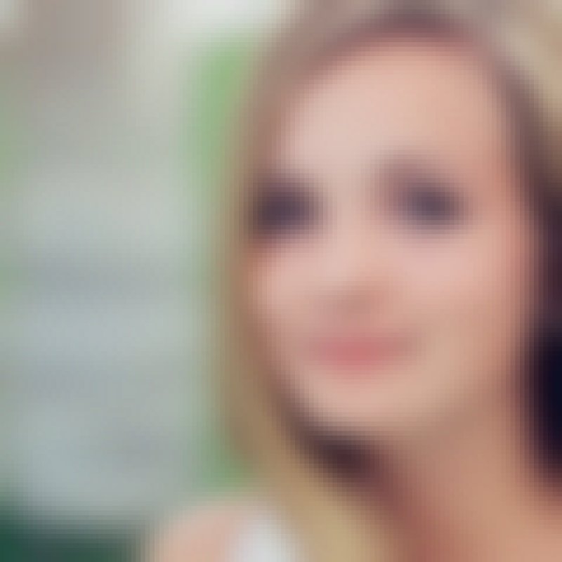 Sofia, 31, France