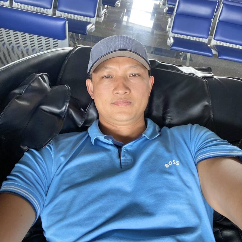 Zhang Wei, 54, Trs Rios