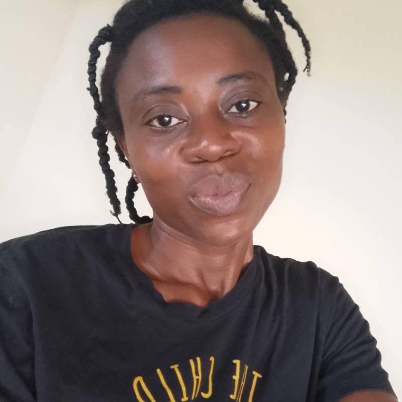 Nana, 34, Warren
