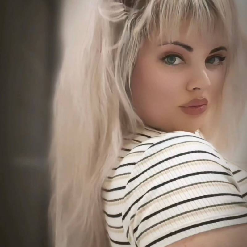 Nicole, 42, Haya